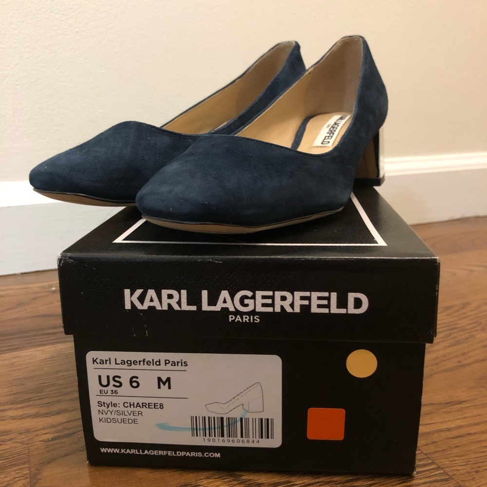 Karl Lagerfeld Paris Block Heel Pump Navy/Sliver